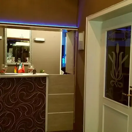 Abant Frankfurt Отель 3*