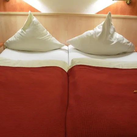 Abant Frankfurt Отель Обертсхаузен