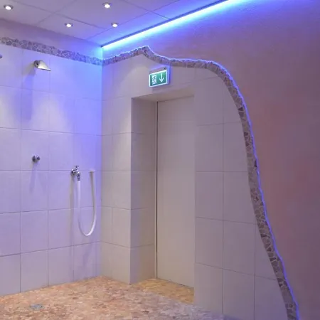 Отель Abant Frankfurt 3*