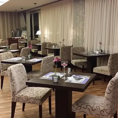 Abant Frankfurt Отель