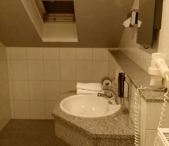 Szálloda Abant Frankfurt 3*